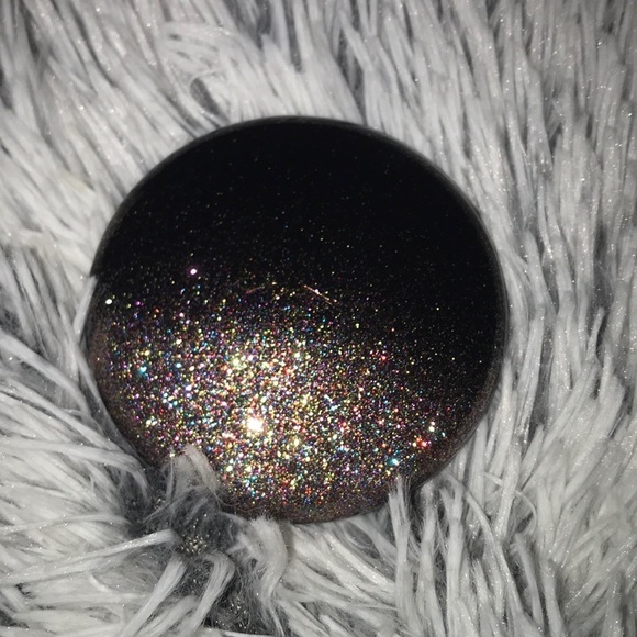 MAC Opalescent Powder Shooting Star highlight - Picture 9 of 13